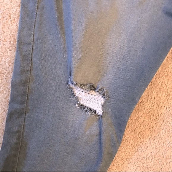 Lane Bryant Mid Rise Super Stretch Skinny Jeans Womens Size 20 Grey Distressed - Picture 12 of 14